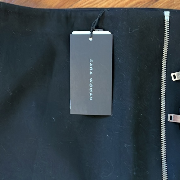 New ZARA Midi Zipper Skirt Black Medium - Picture 4 of 7